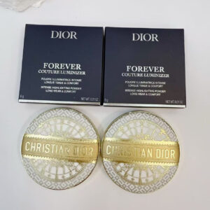 Dior Forever Couture Luminizer Holiday Limited Edition 6g”。